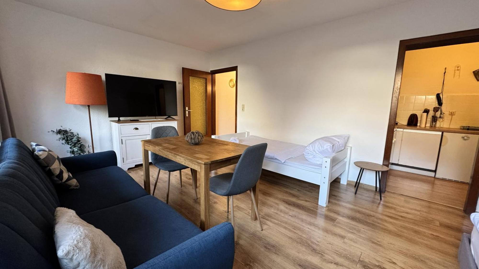 Studio-Apartments Fuer Monteure & Businessgaeste Zentral In Neumünster Extérieur photo