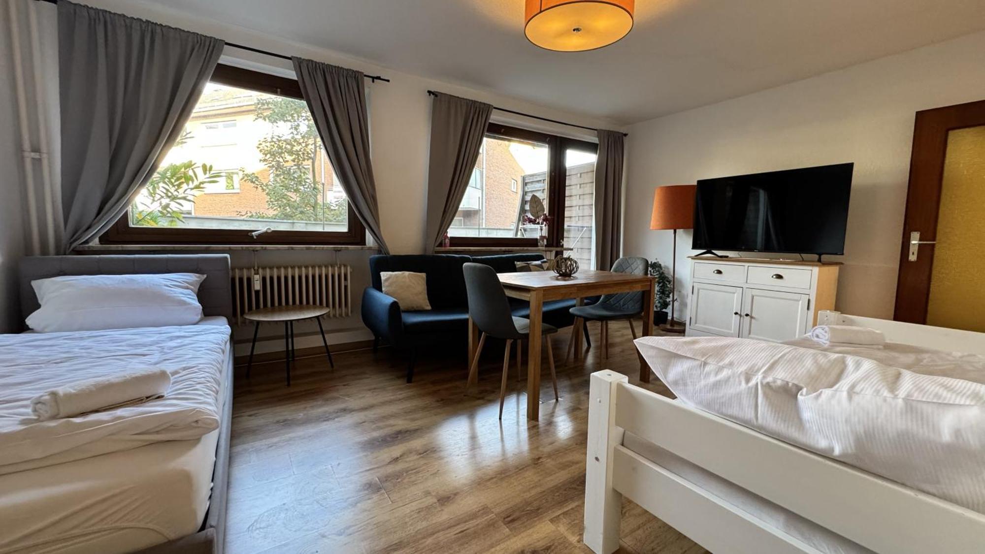 Studio-Apartments Fuer Monteure & Businessgaeste Zentral In Neumünster Extérieur photo